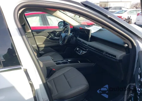 2025 Lincoln Corsair Grand Touring z USA, uszkodzony, nr VIN 5LMTJ5DZXSUL19846